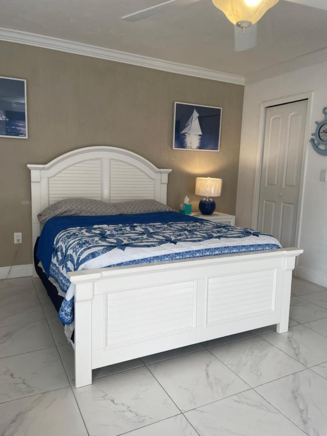 Blue Sky Apartment ฟอร์ตไมเยอร์ ภายนอก รูปภาพ